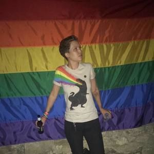 Meet your Posher, Chenee